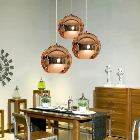 Sospensione a sfera LED dal design nordico moderno con finitura lucida