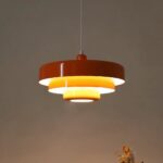 Lampada a sospensione in alluminio in stile scandinavo — ulteriore dettaglio