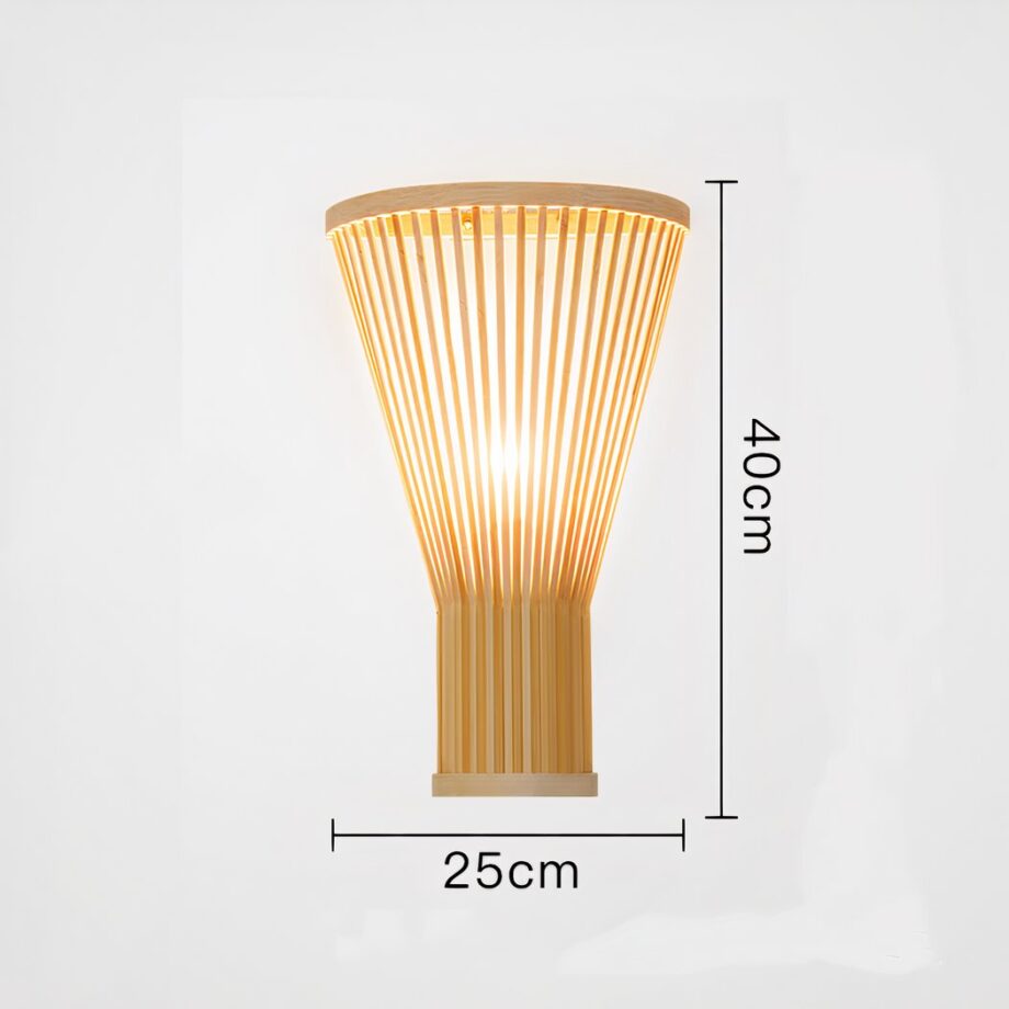 Lampada da parete in bambù naturale — in ambiente