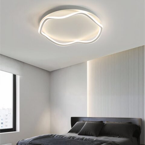 Lampadario chambre blanc de style moderne en aluminium sur fond gris dans une chambre
