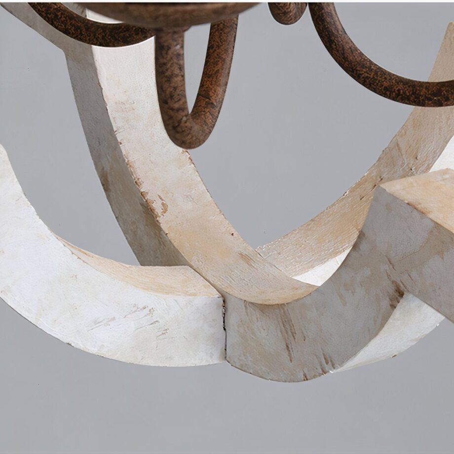 Lampadario vintage in legno massiccio bianco — dettaglio