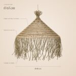 Dimensioni del lampadario in corda: diametro 65 cm, corda naturale ritorta, cerchi in rattan, frange in corda