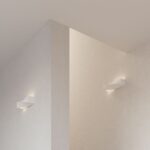 Applique rettangolare ondulata in ceramica bianca