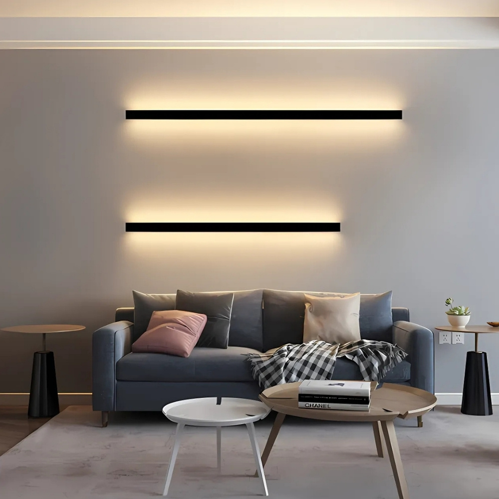 Applique minimalista nera — dettaglio della finitura