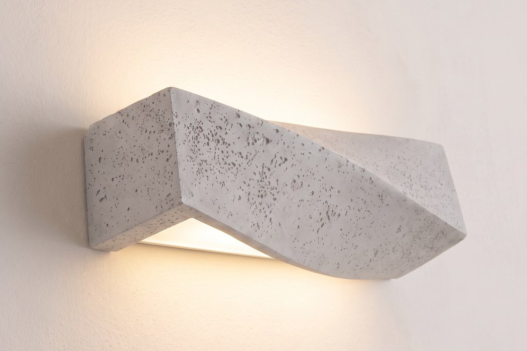 Lampada da parete design in cemento ondulato